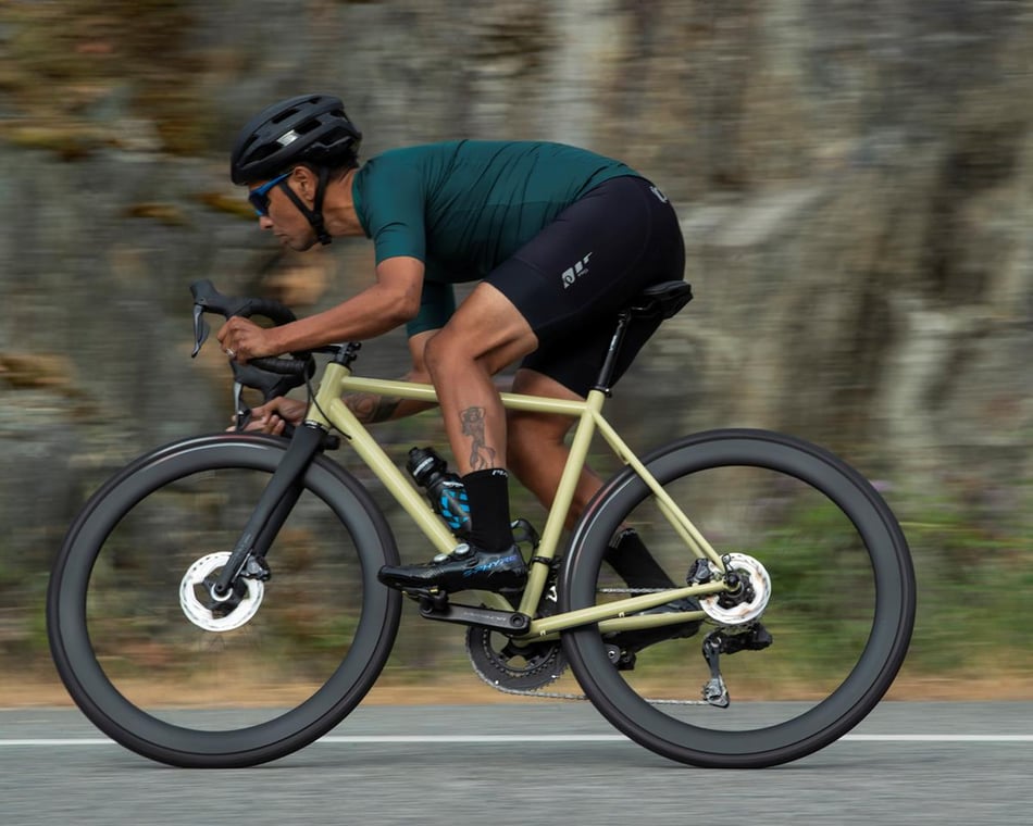 mug Interessant alliantie Shimano Ultegra WH-R8170-C60-TL Wheels (Black) (Shimano/SRAM) (Wheelset)  (12 x 100, 12 x 142mm) (700c / 622 ISO) - Performance Bicycle