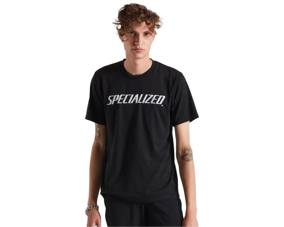 DROP SHOULDER T-SHIRT WITH PATCH POCKET – By The Way