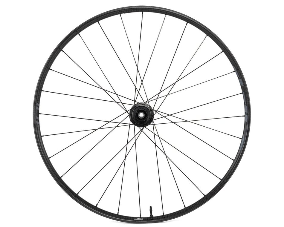 https://images.performancebike.com/cdn-cgi/image/f=auto,width=950/images/large/bikes/zipp/00.1918.652.000_2.jpg